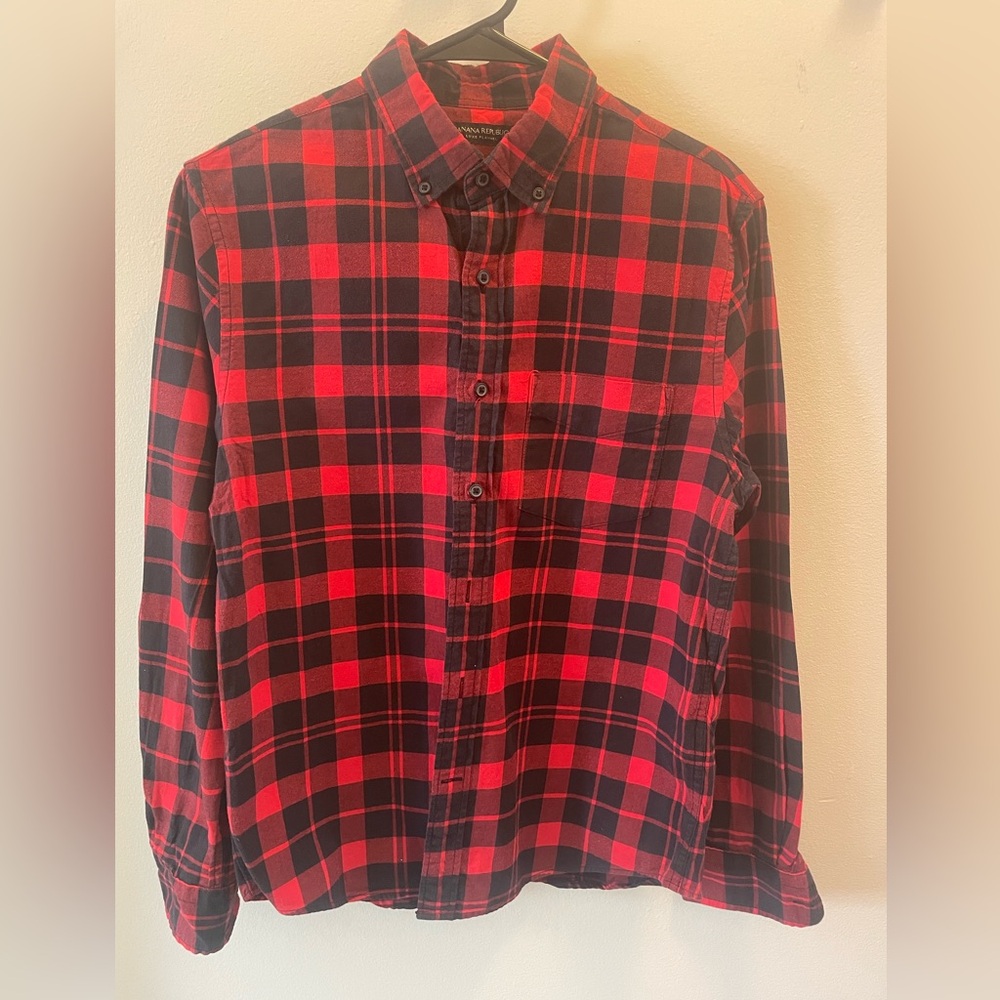 Banana Republic Luxe Flannel Long Sleeve- Red Buffalo Plaid - Small - Like New!